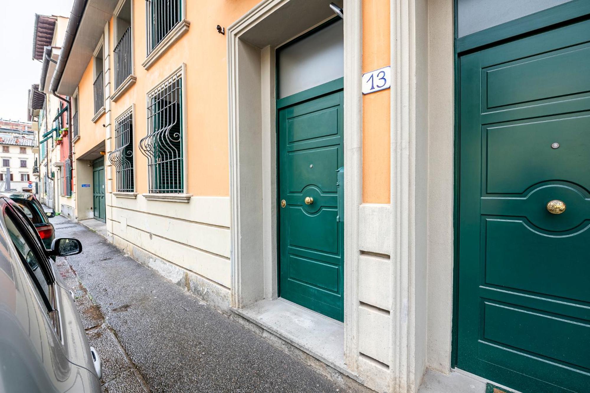 "Once Upon A Time" Cherubini Palace Thematic Apartments Free Parking Firenze Kültér fotó